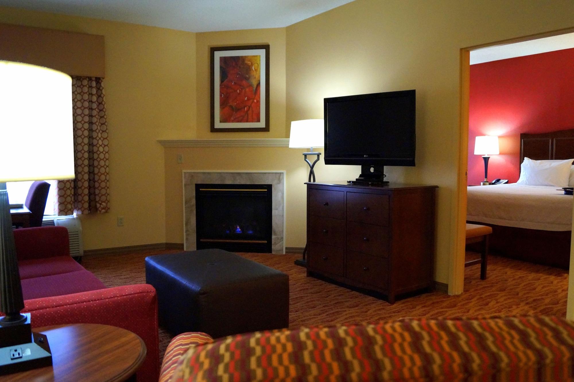 Hampton Inn Altoona Ngoại thất bức ảnh