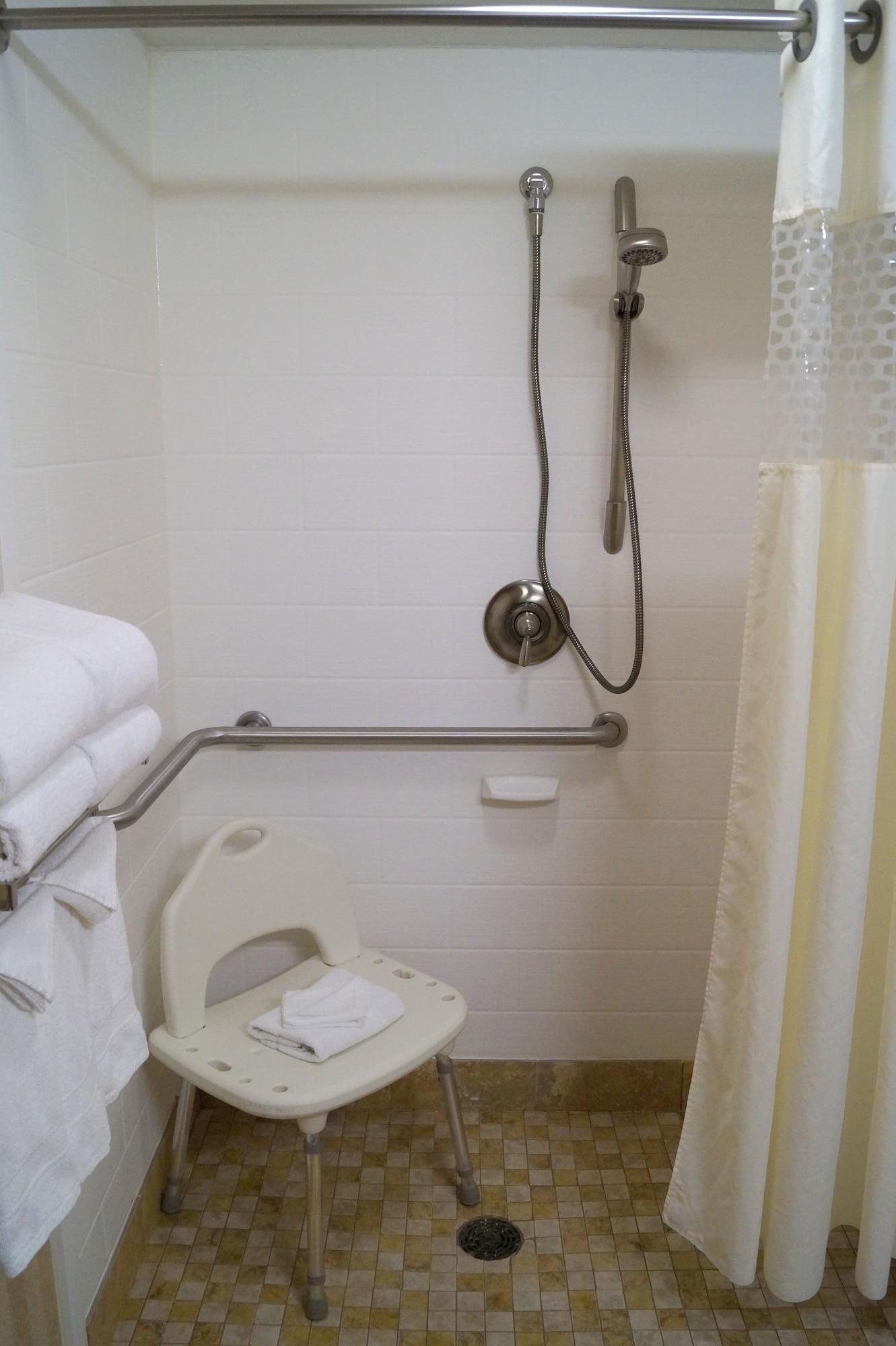 Hampton Inn Altoona Ngoại thất bức ảnh