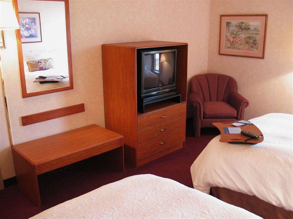 Hampton Inn Altoona Phòng bức ảnh